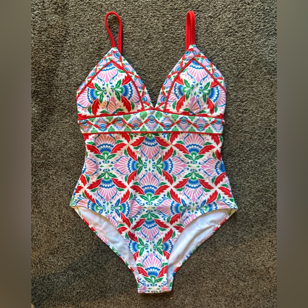 Boden Kosas String V-Neck Swimsuit, size 8R